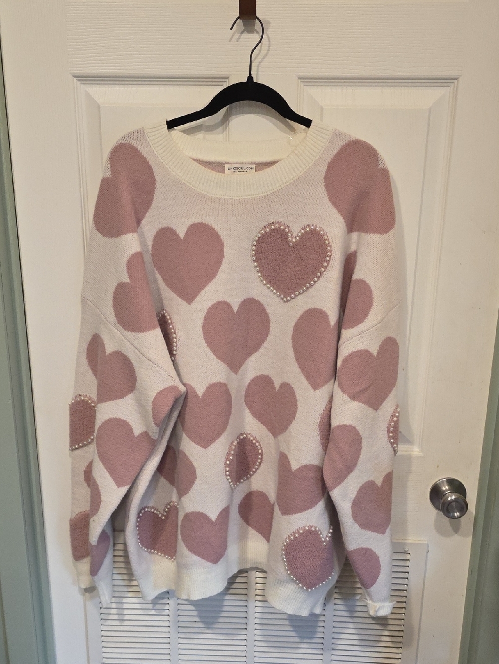 Crewneck Heart-Pattern Sweater in Dusty Pink and Cream